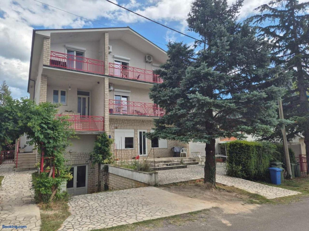Apartment Petar