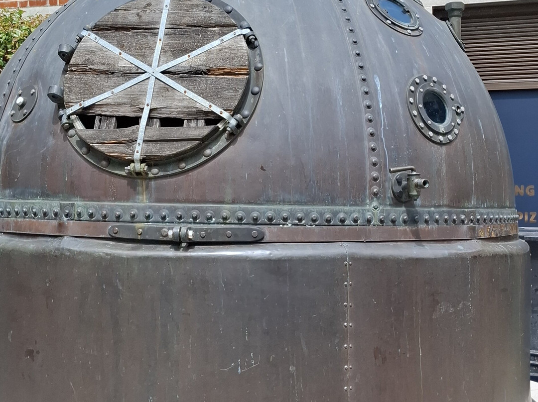 Old Brewing Vessel-Athelhampton必去景点