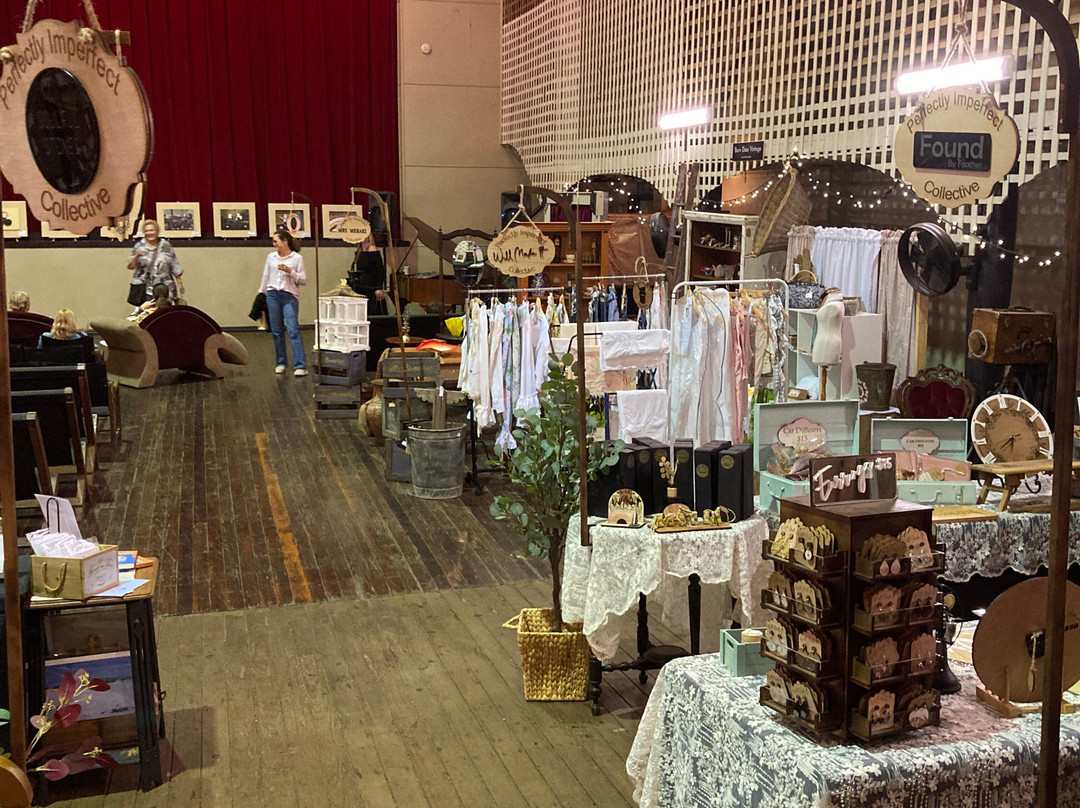 Paragon Theatre & Espresso Bar-Childers必去景点