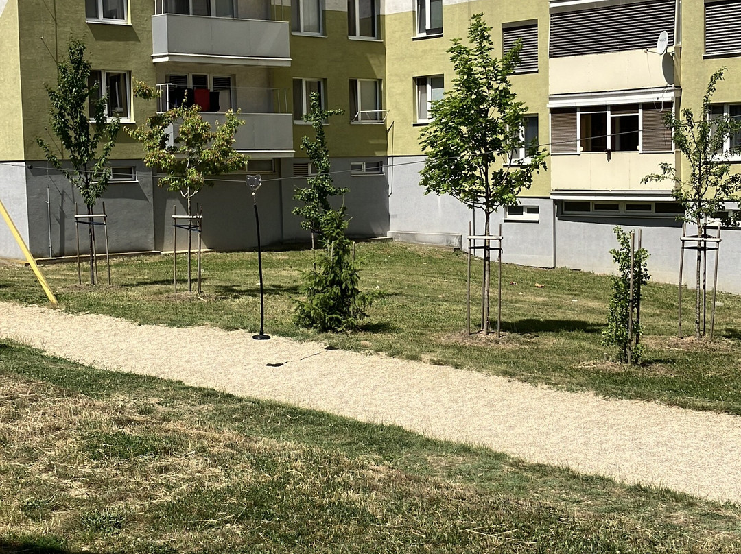 Städtischer Kinderspielplatz Michalska-Hlohovec必去景点