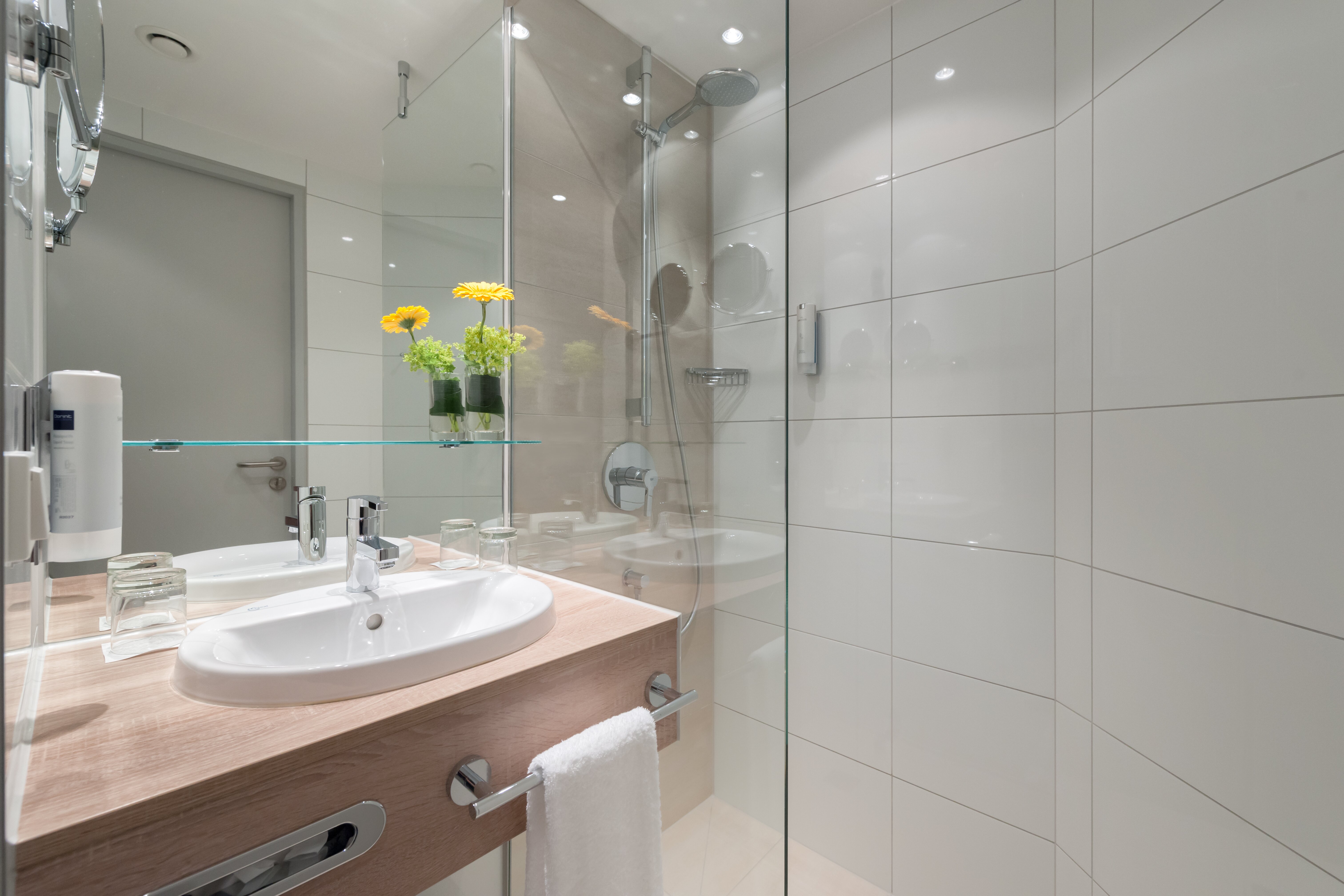 Essential by Dorint Stuttgart-Airport-浴室