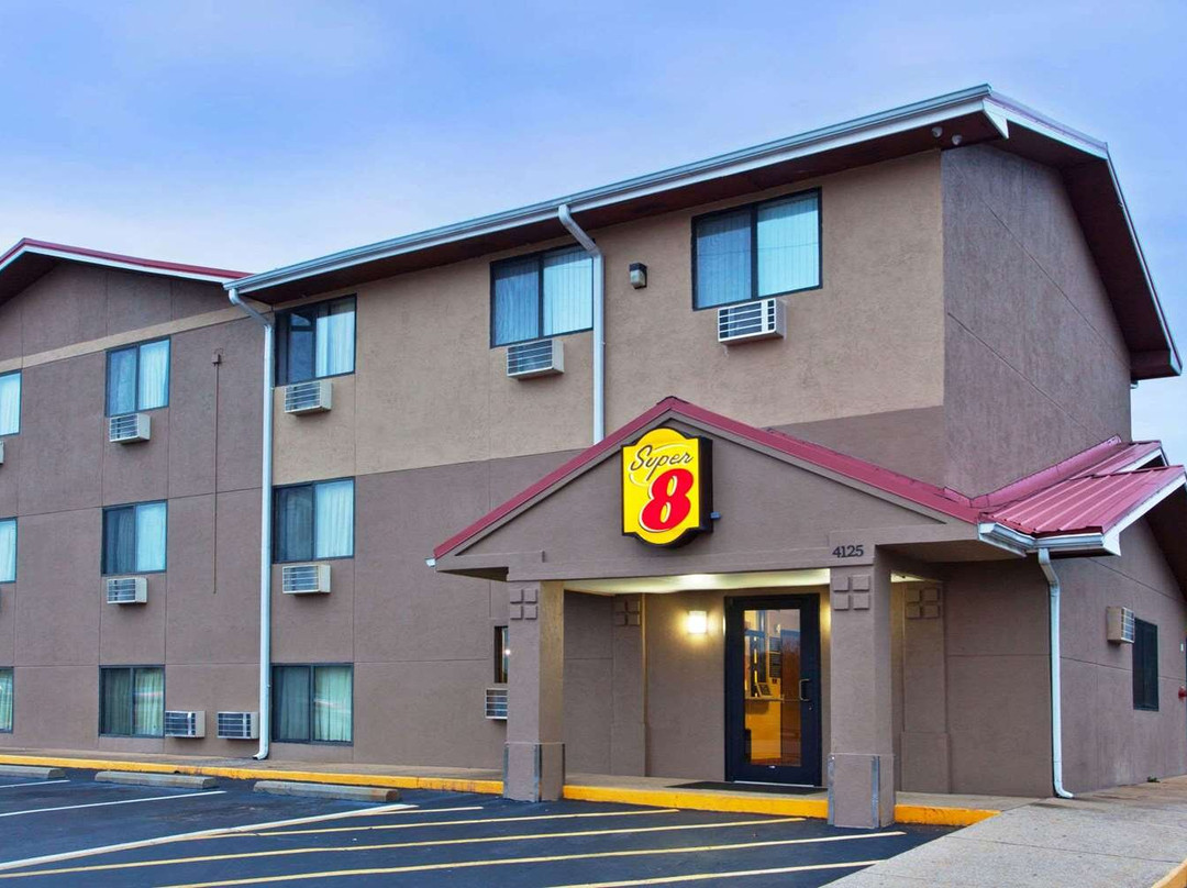 Super 8 by Wyndham Tuscaloosa
