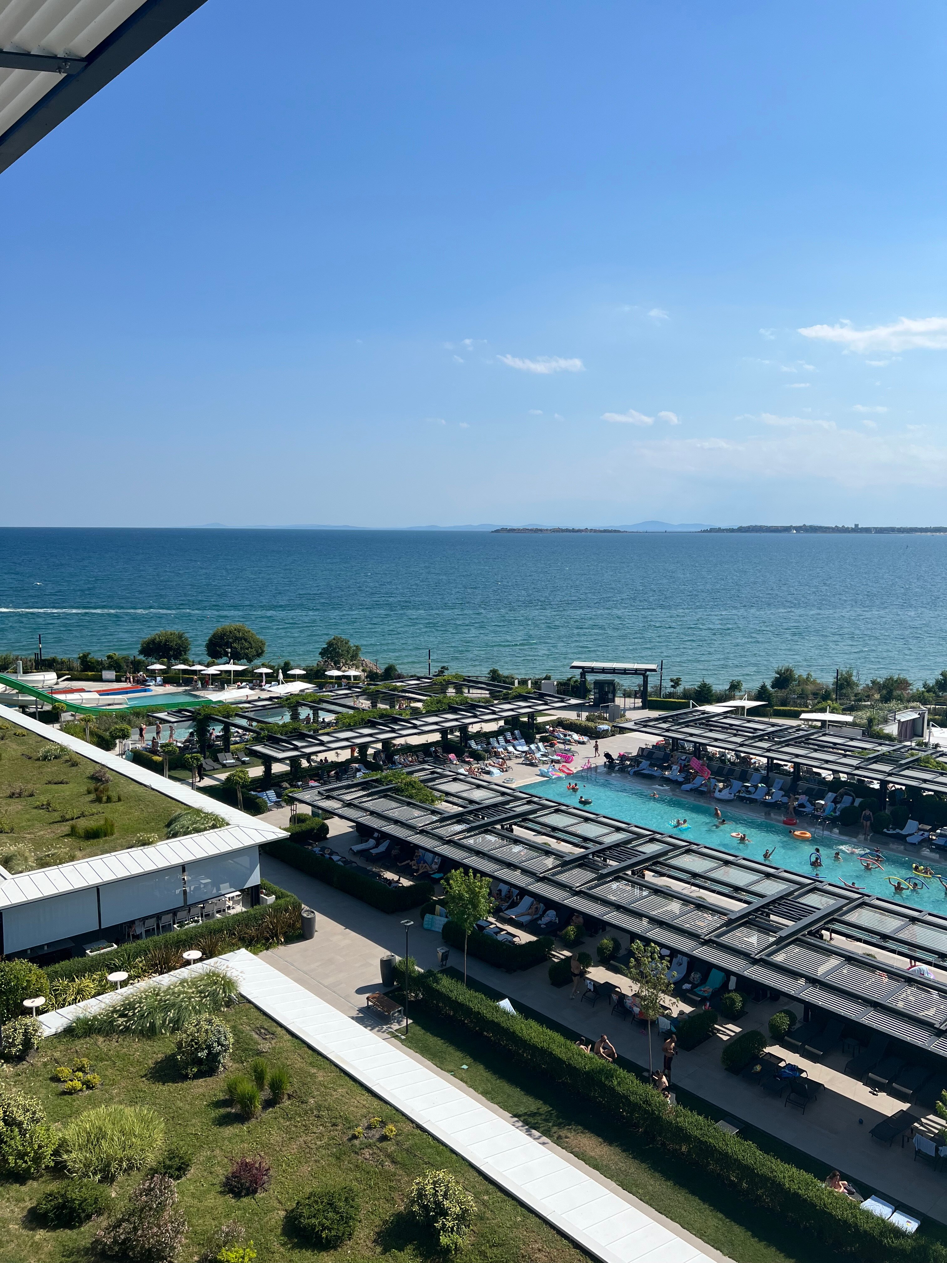 Voya Beach Resort-官方