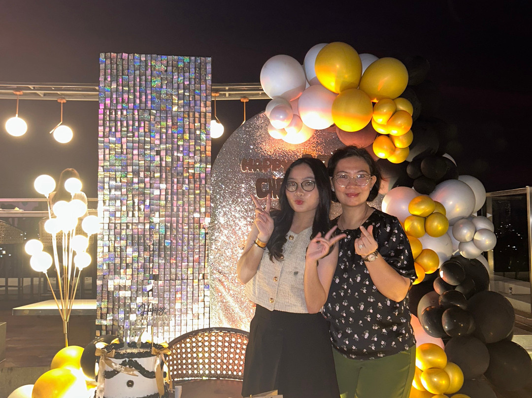 Luwansa Hotel and Convention Center Manado主图