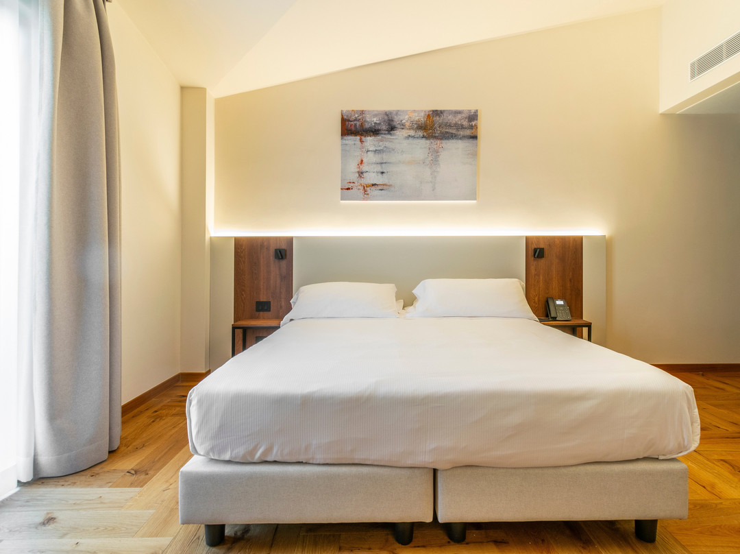 圣米歇尔酒店主图