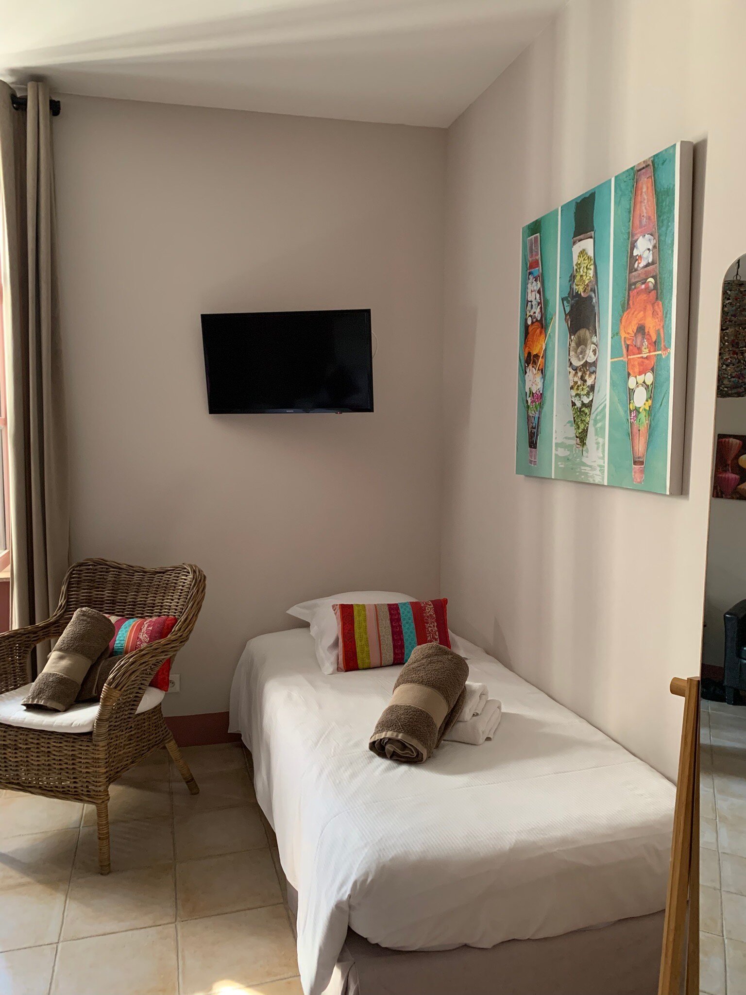 Le Clos De La Tuiliere-官方