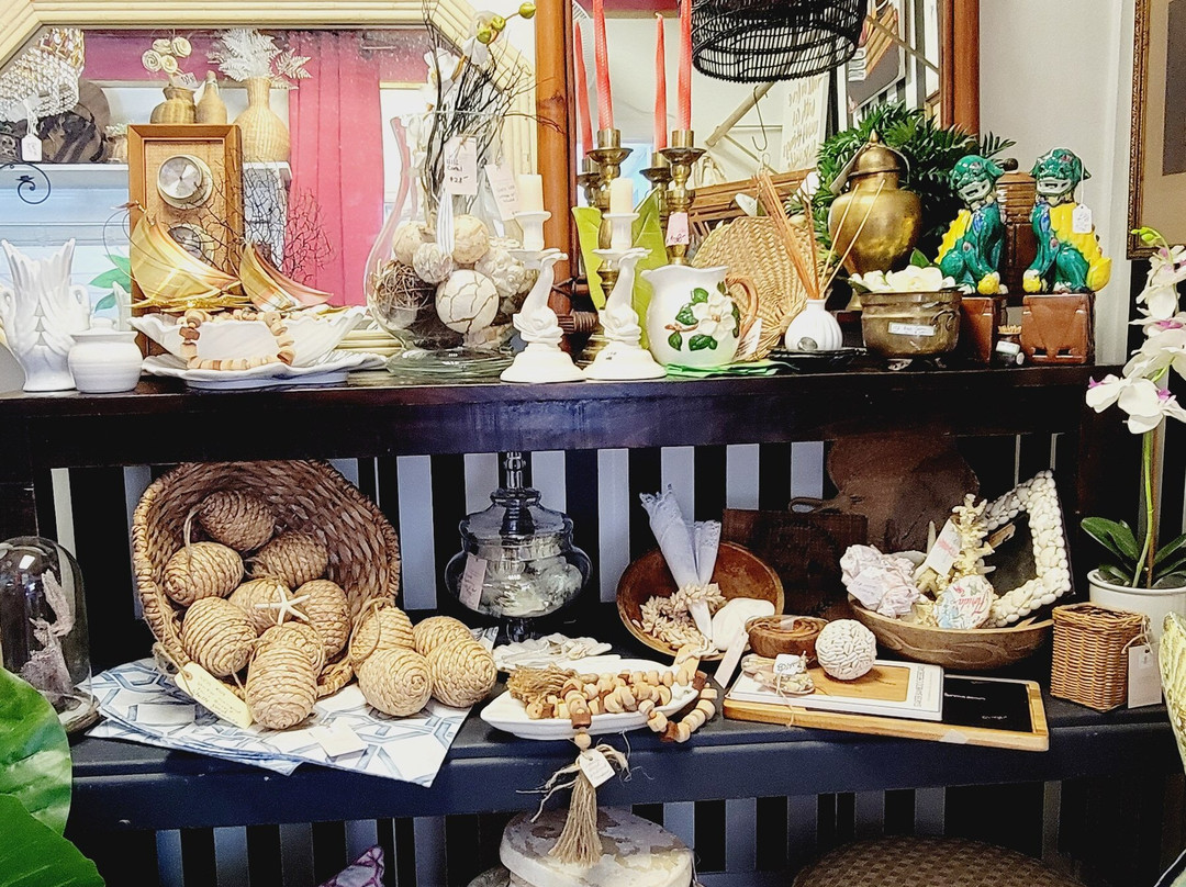 Parrot's Cove Mall-Cocoa必去景点