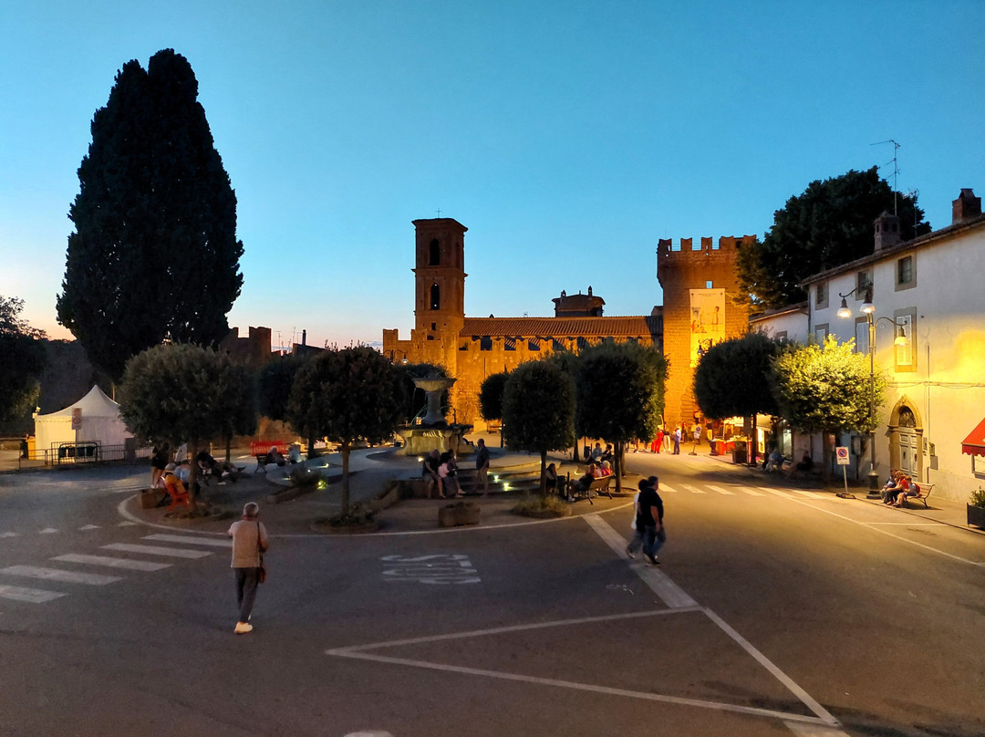 Piazzale Umberto I-Vitorchiano必去景点