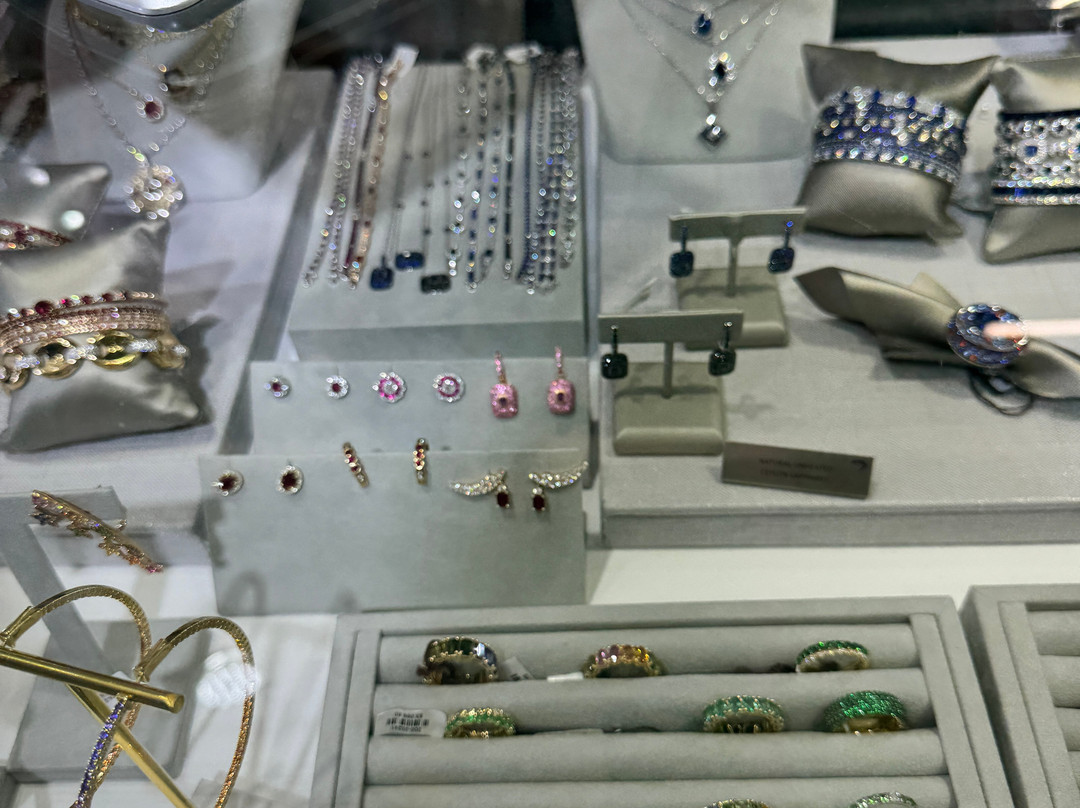 Jewels in Paradise-棕榈/鹰海滩必去景点