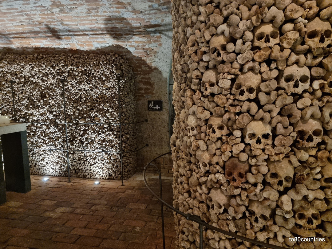 Ossuary at the Church of St James-布尔诺必去景点
