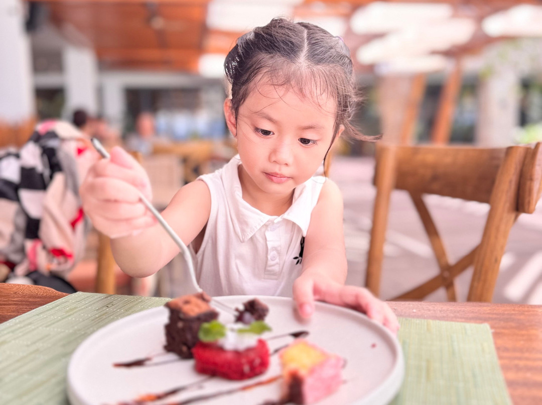 Doc Let餐馆和美食-Boma Beach Club