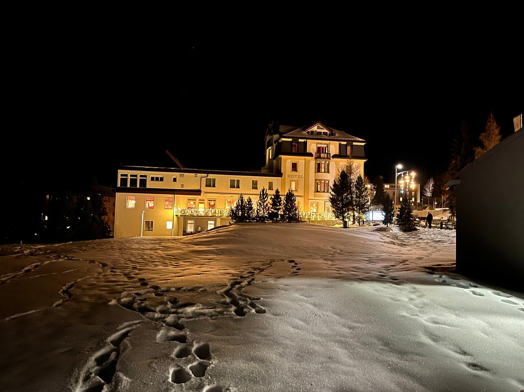 阿布里司酒店主图