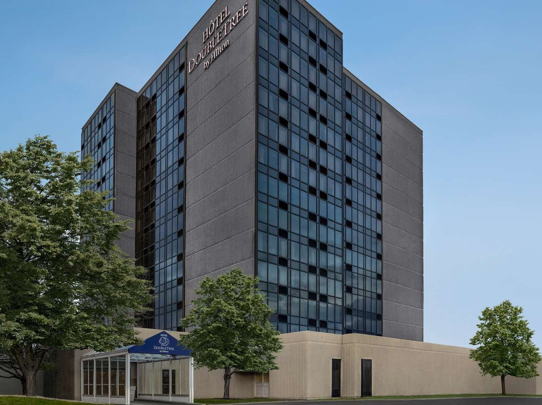 Pointe Claire酒店住宿-DoubleTree by Hilton Pointe Claire Montreal Airport West