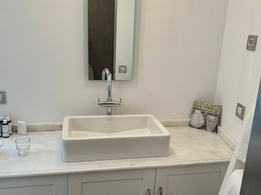 Perantzada Hotel 1811主图