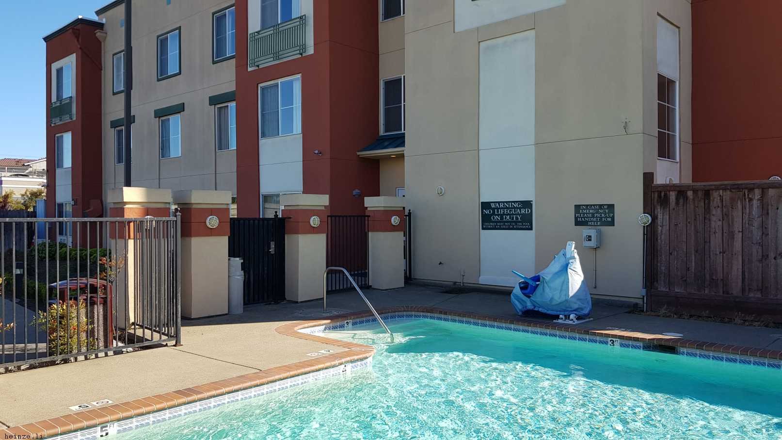 卡洛斯乡村酒店-泳池