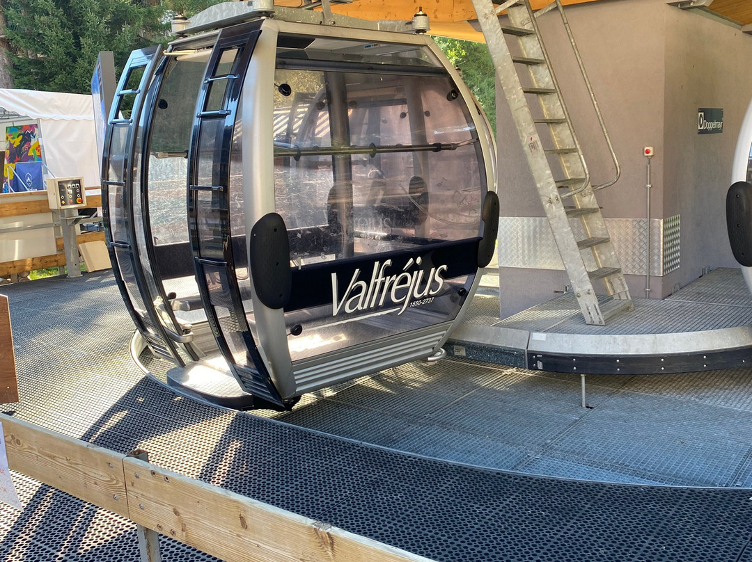 SOWELL Family Valfrejus主图