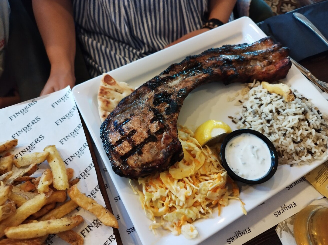 Finders Bar & Grill