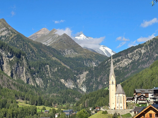 Hotel Kaiservilla主图