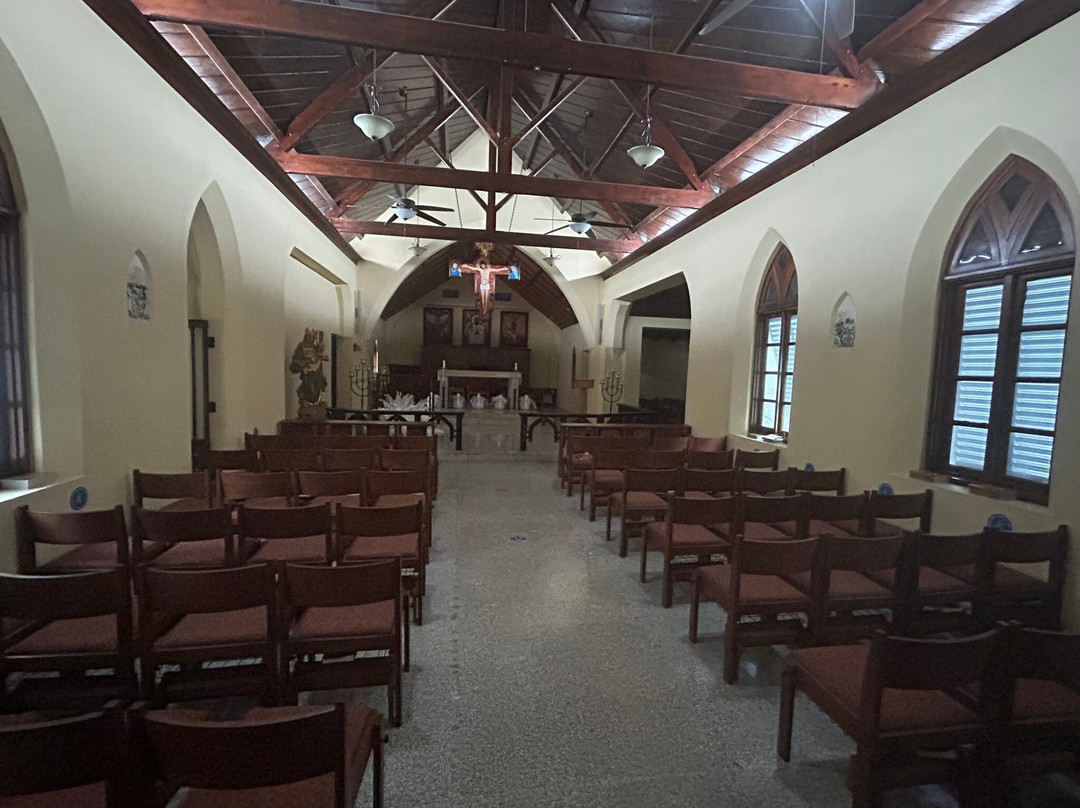 St. Francis Xavier Cathedral-拿骚必去景点