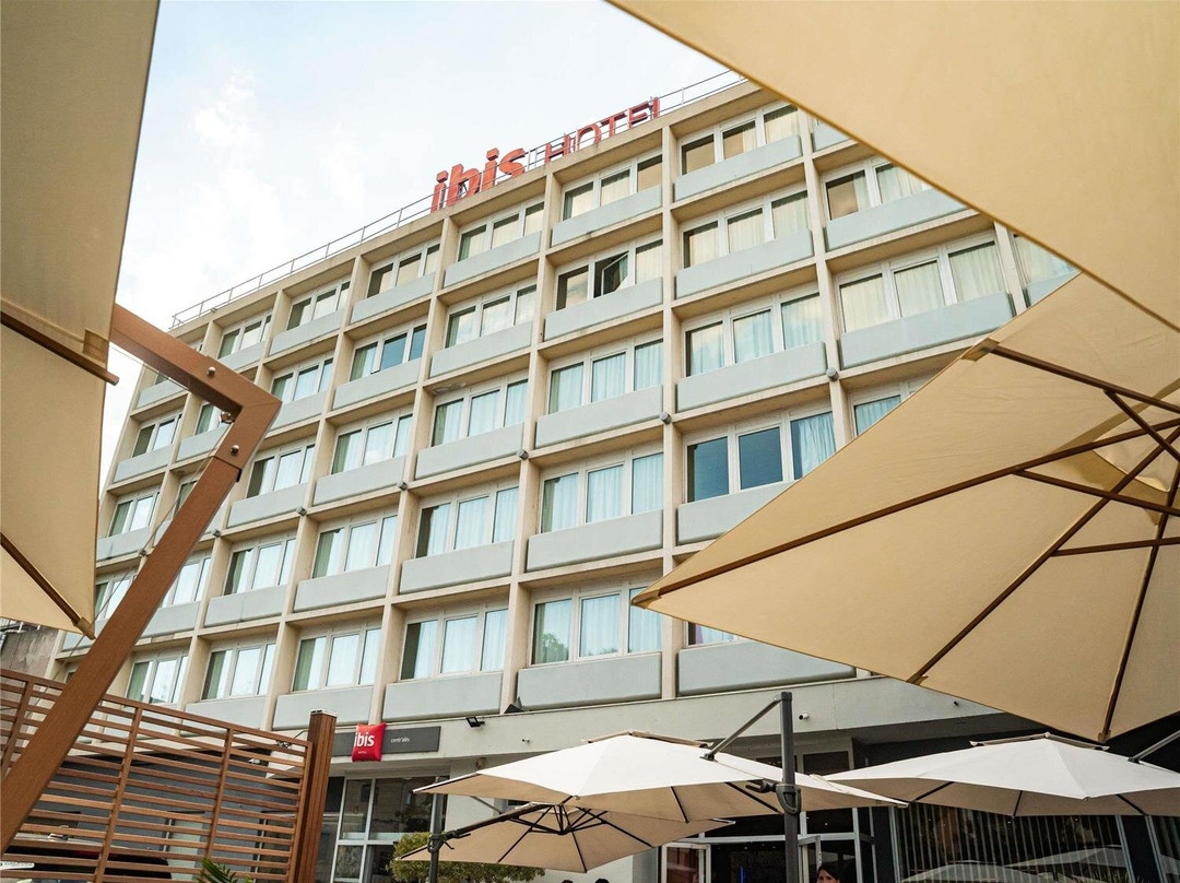 Saint-Privat-des-Vieux酒店住宿-宜必思阿莱斯中心酒店