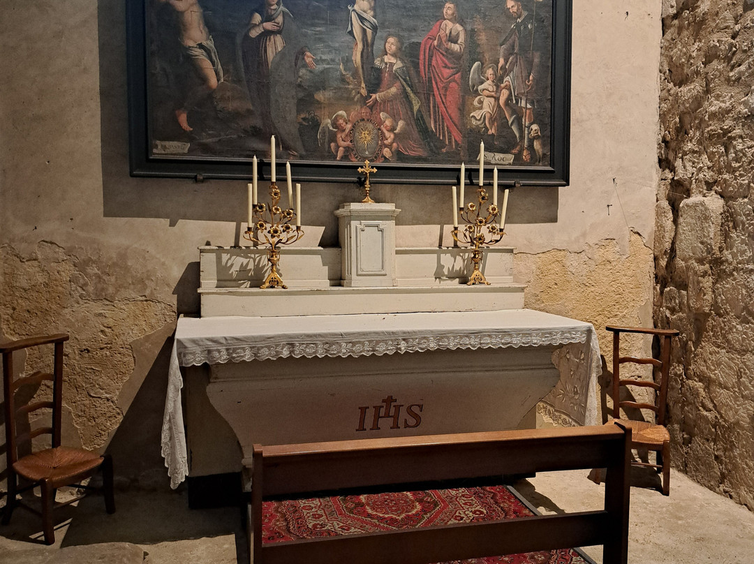 Eglise Notre-Dame-de-Nazareth-Pernes-les-Fontaines必去景点