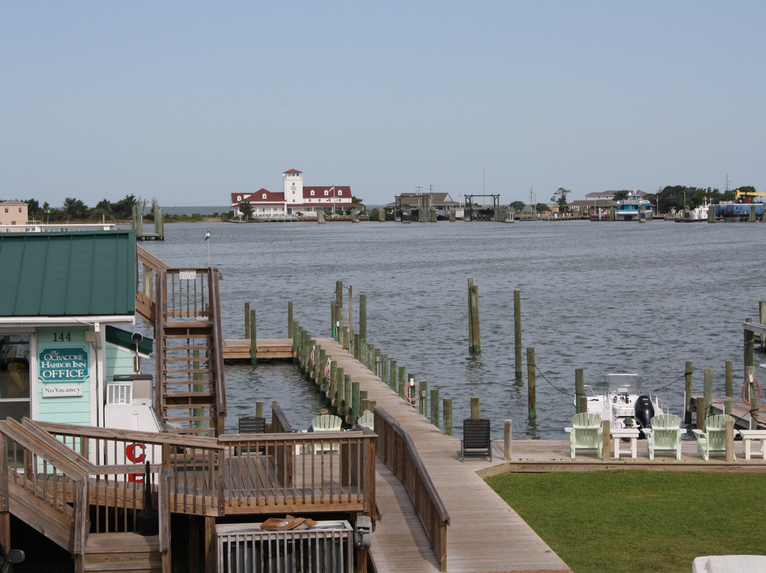 The Ocracoke Harbor Inn主图