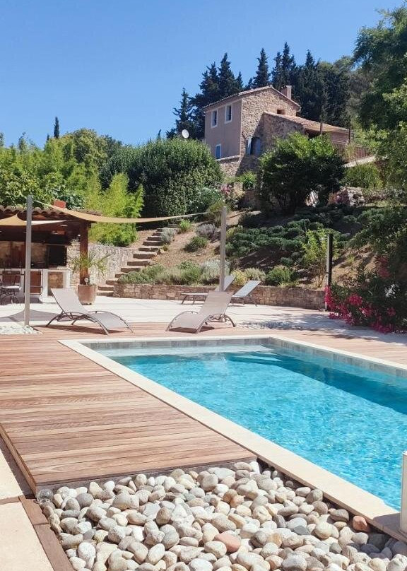 Cypres Du Chateau