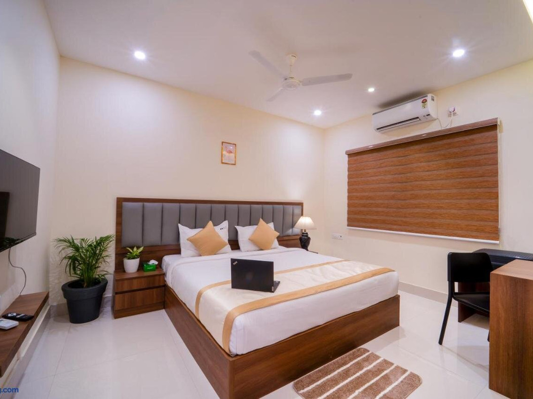 Mcity Elite Suites
