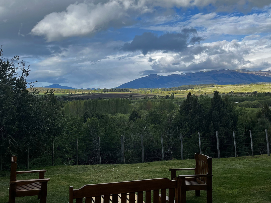 埃斯孔迪多阿罗约酒店主图