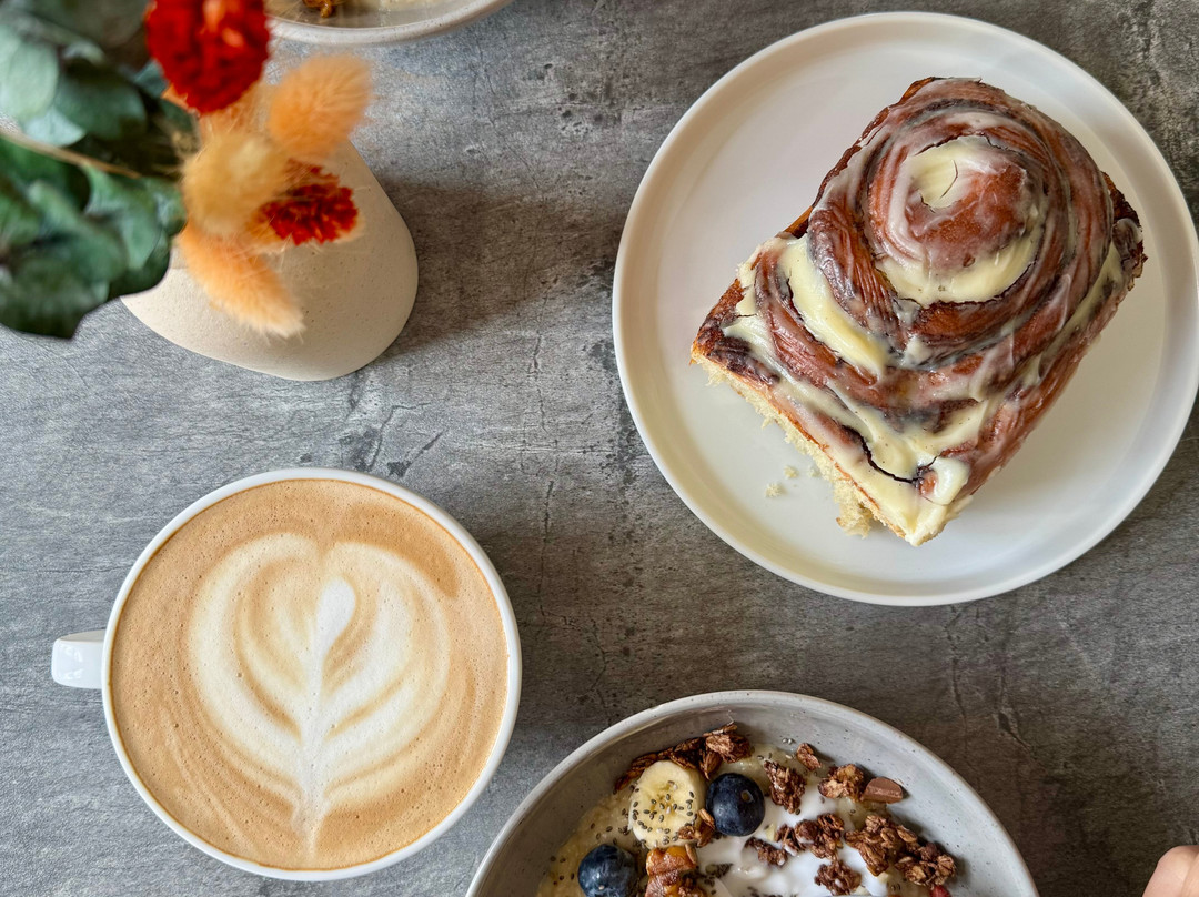 Nuriya's Café & more