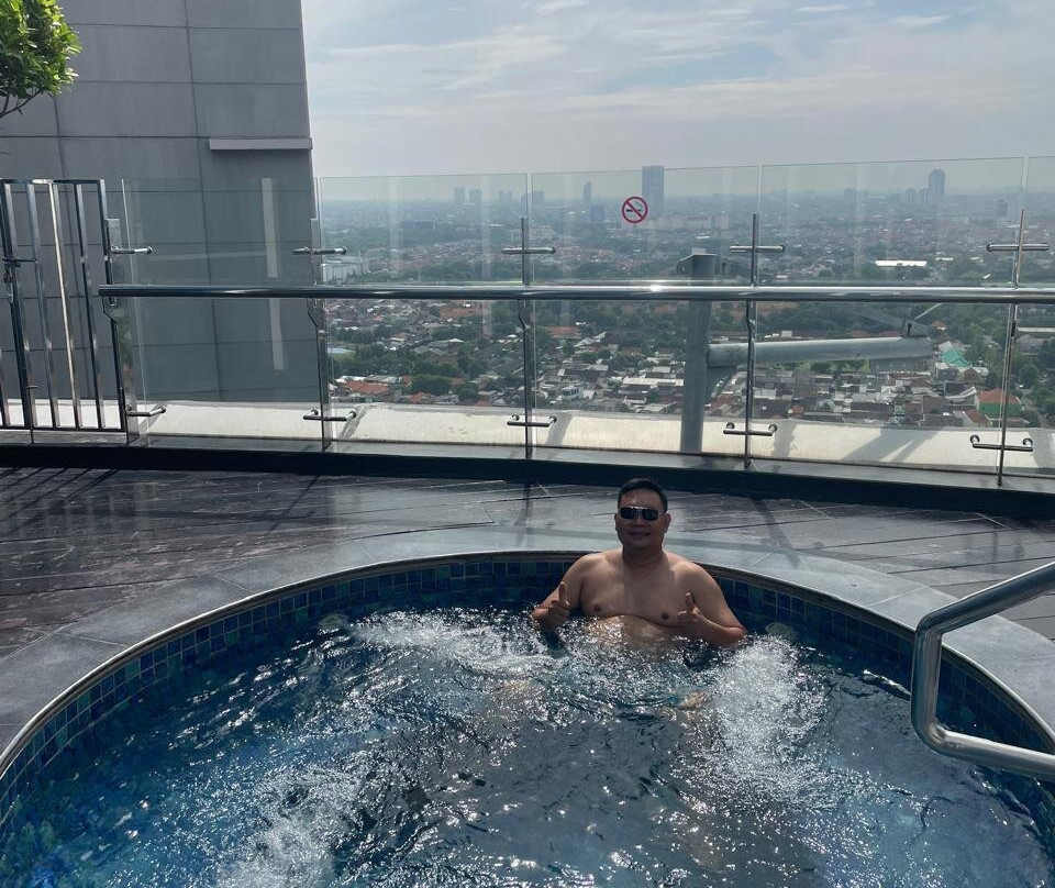 泗水西普拉世界酒店主图