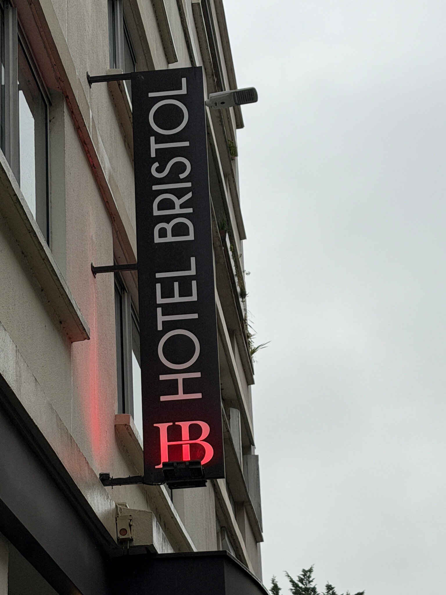 Hotel Bristol-官方