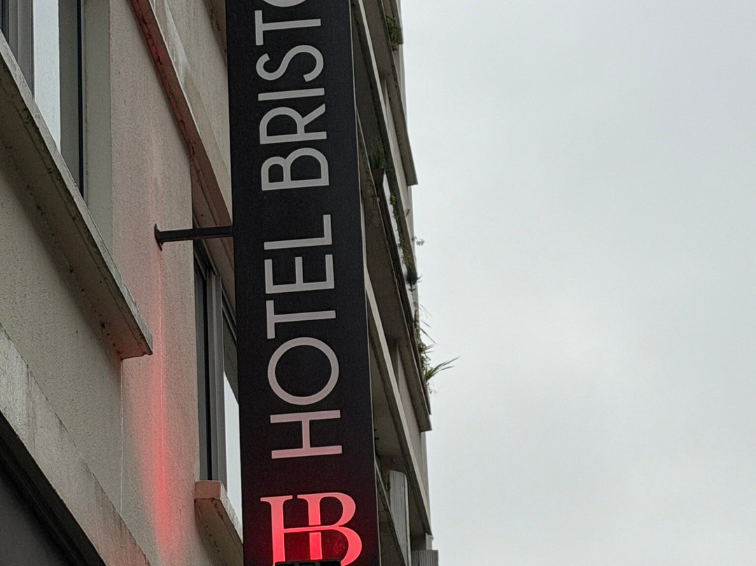Hotel Bristol主图