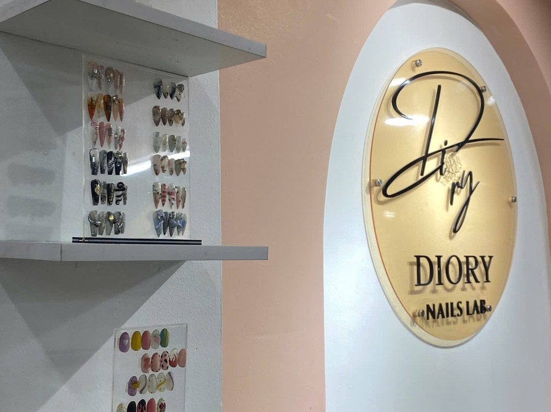 Diory NailsLab-Cau Giay必去景点