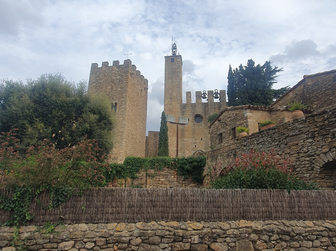 Iglesia de San Julian y Santa Basilisa-Vulpellac必去景点