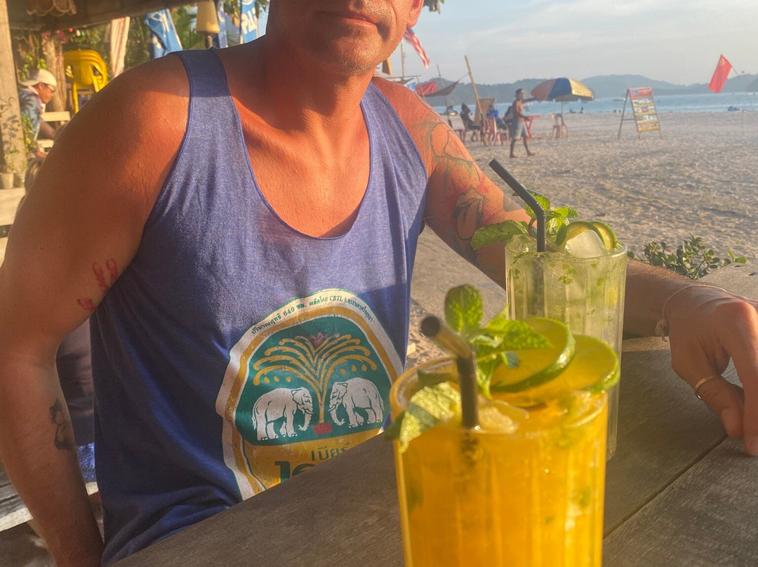 Ah Chong Beach Bar Cafe-Kampung Lubok Buaya必去景点