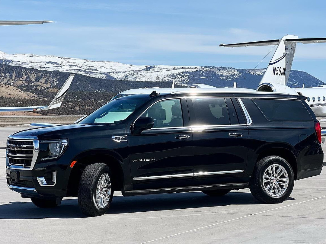 Great Divide Limousine Transportation-韦尔必去景点