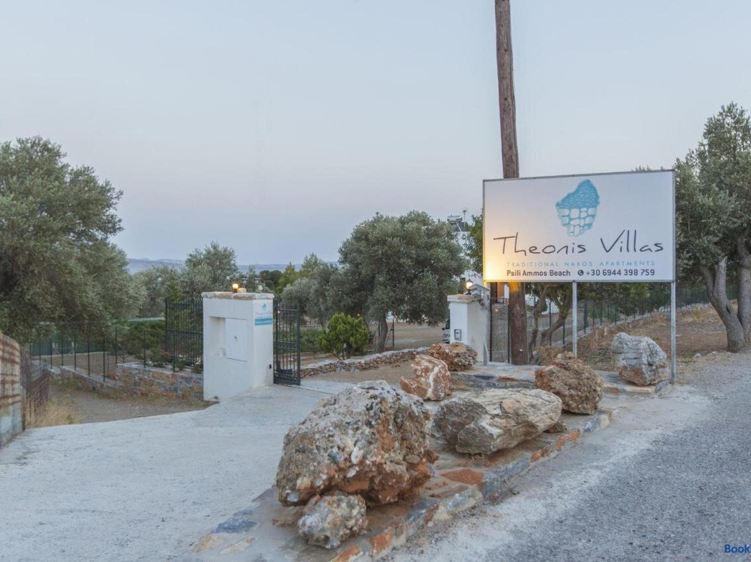 Theonis Villas
