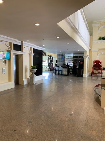 巴东安达曼拥抱酒店主图