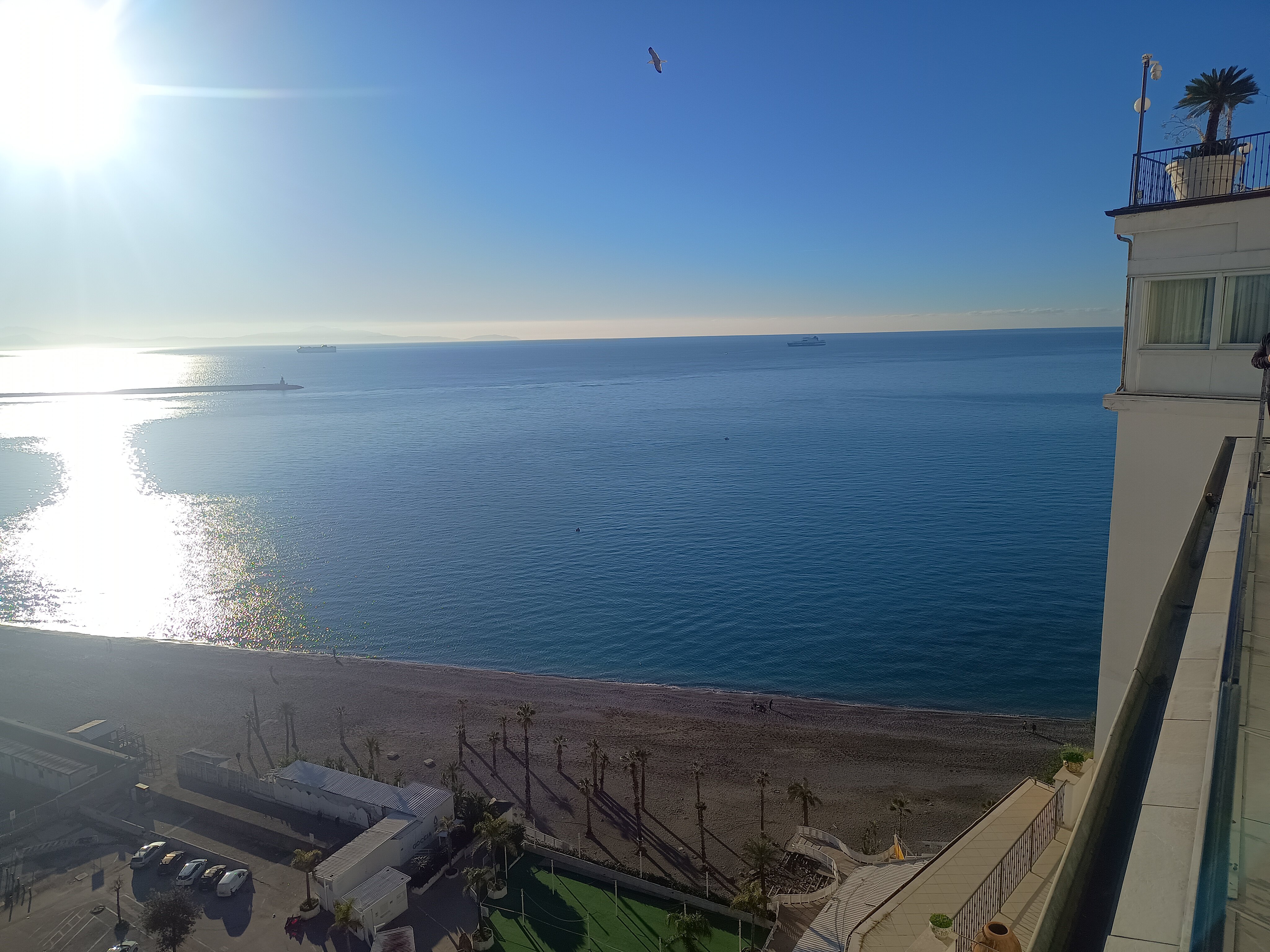 劳埃德拜亚酒店-官方