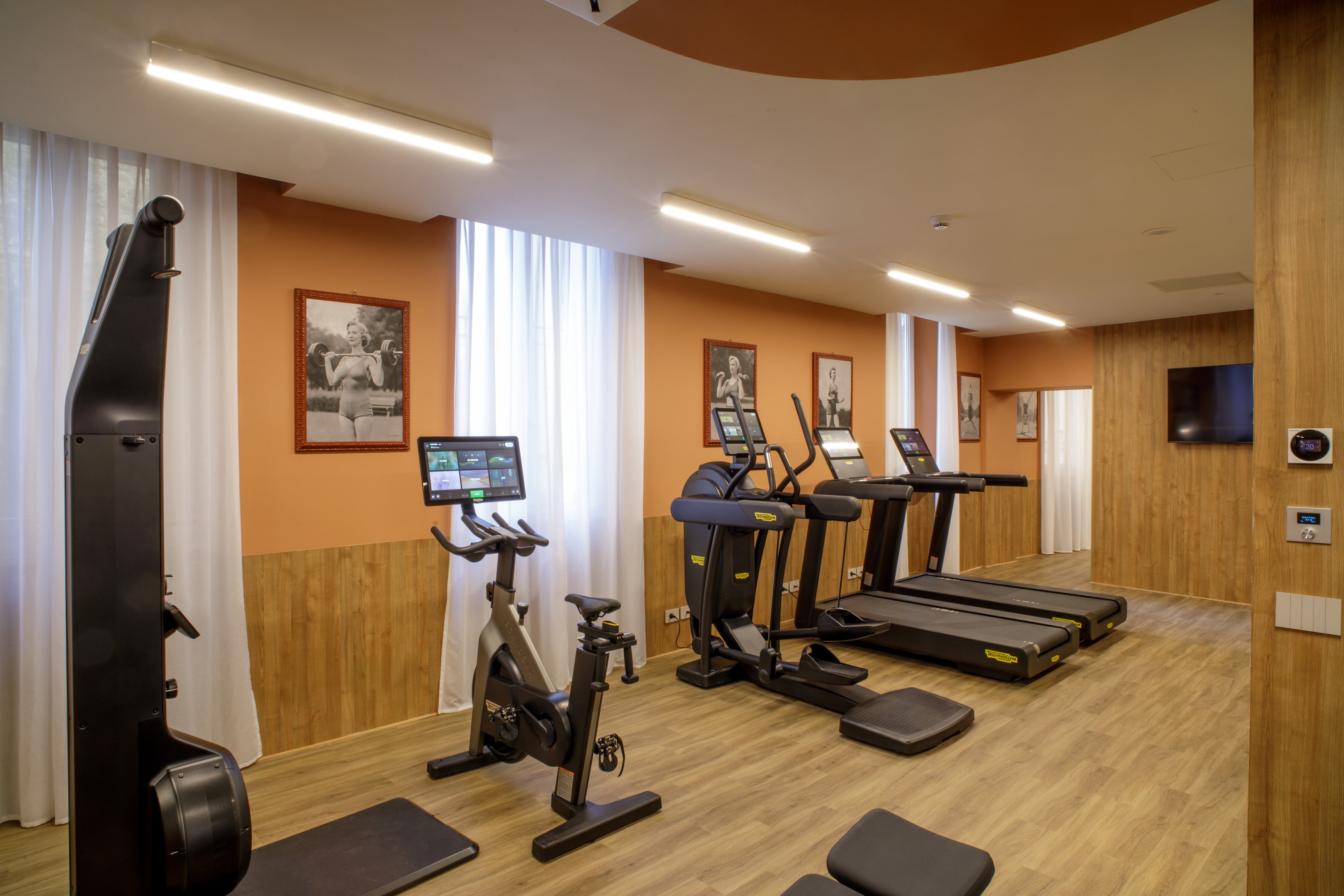 拉罗赛塔酒店-官方