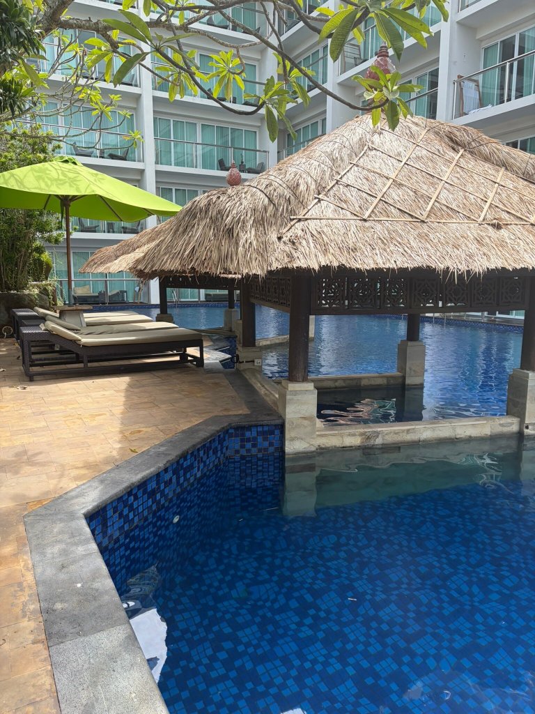 巴厘岛萨卡柆祺邸度假酒店-官方