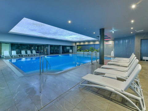 Factory Resort主图