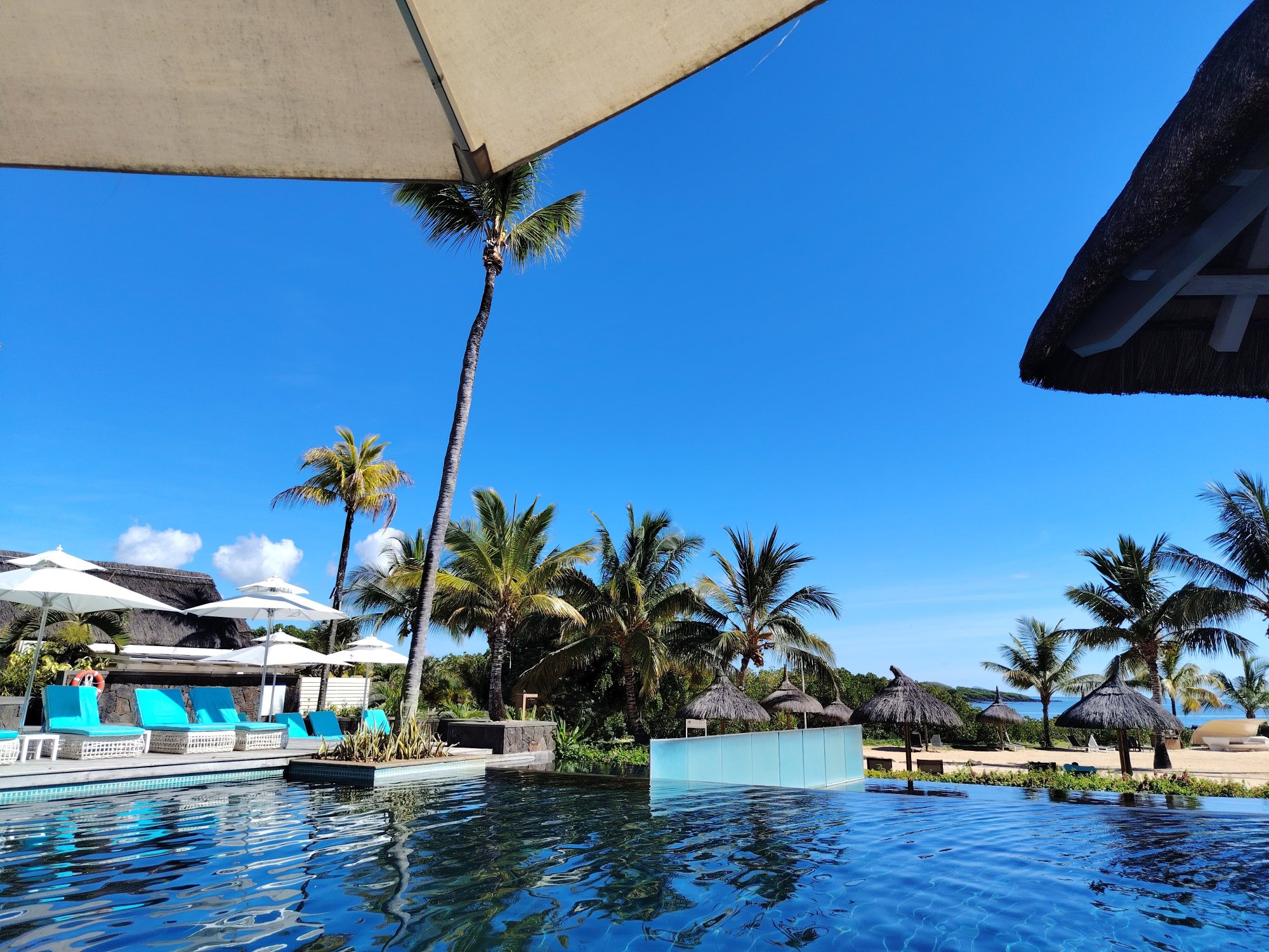 Radisson Blu Azuri Resort & Spa-官方