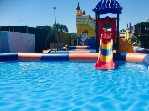 Oupa Splash-Marguerittes必去景点