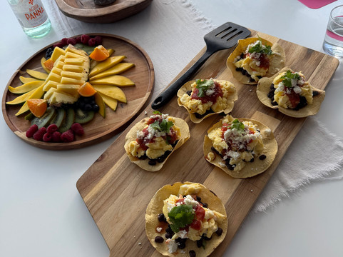 Voyage Charters-托土拉必去景点