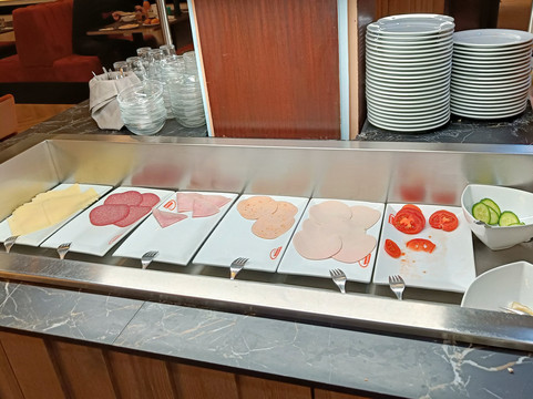 比特堡酒店主图