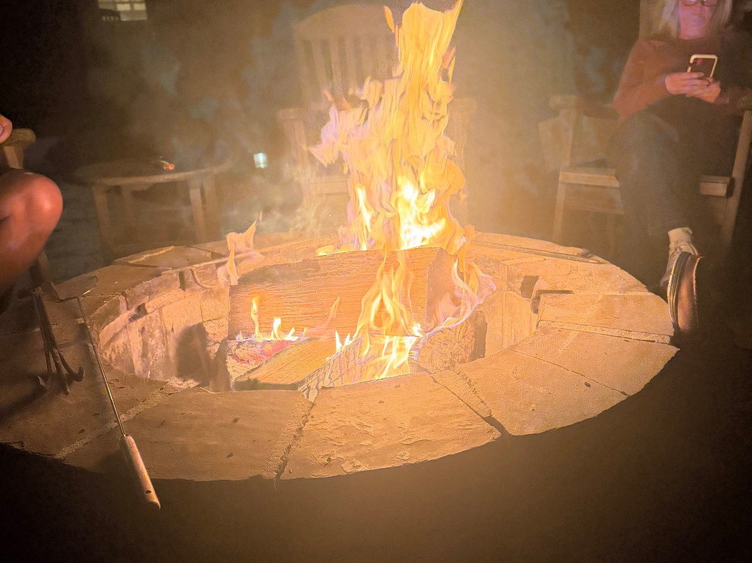 Cavender Creek Vineyards and Winery-达洛尼加必去景点