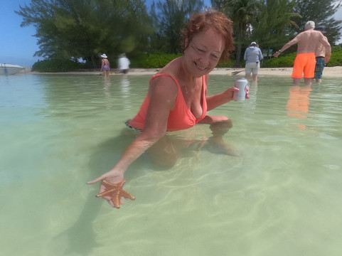 Crazy Crab Private Boat Charters-Camana Bay必去景点