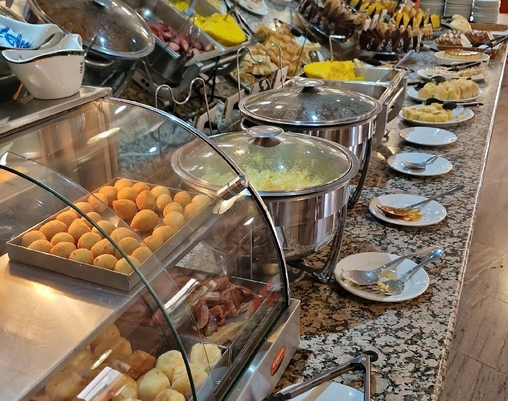 潘帕斯皇宫酒店主图